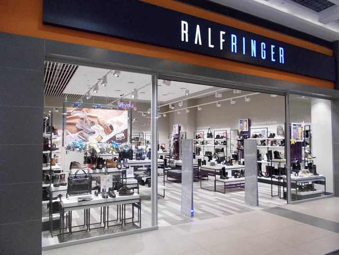 RALF RINGER, сеть обувных магазинов - освещение рис.13